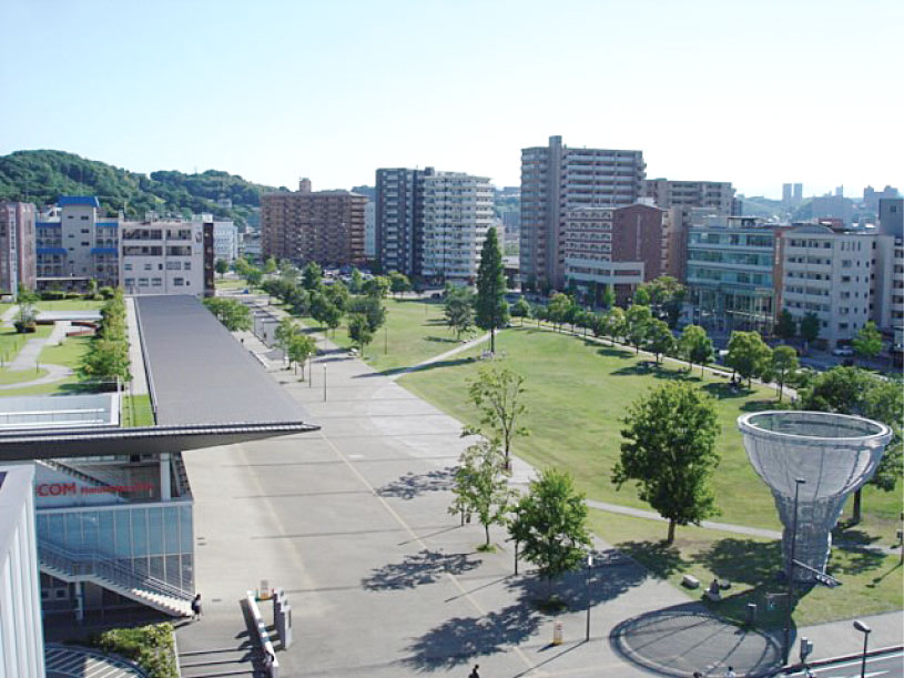 いこいの道広場風景